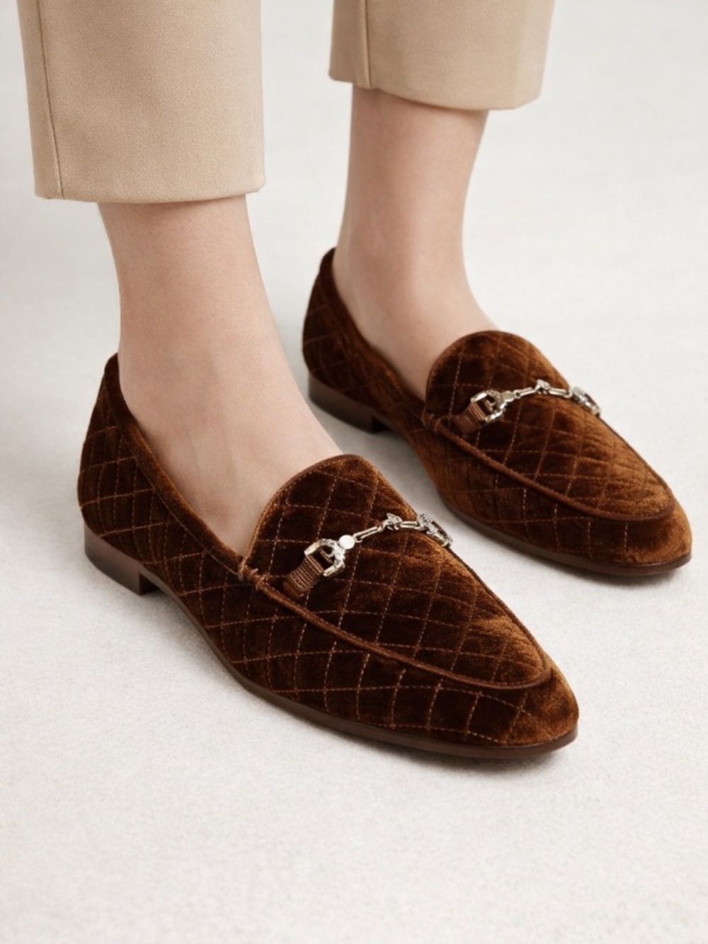Sam Edelman
Loraine Regal Brown Velvet Quilted Loafers size 9.5